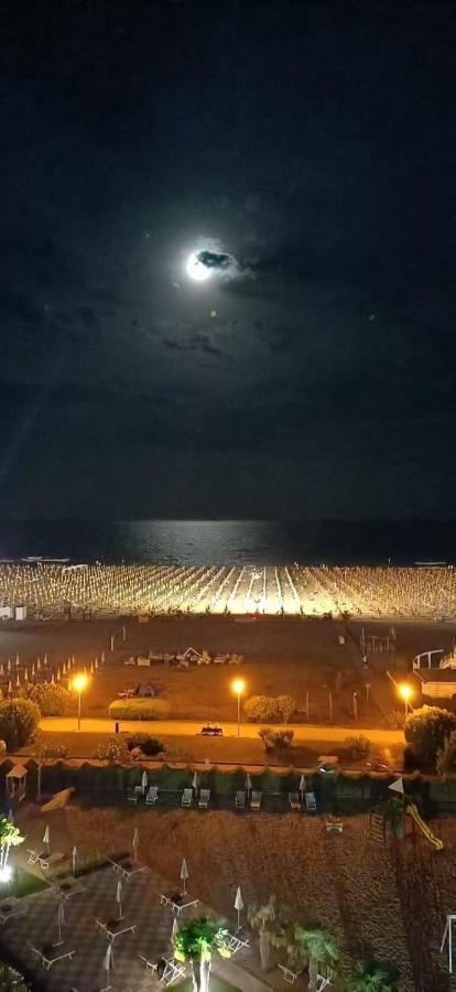 Hotel Italy Bibione Esterno foto