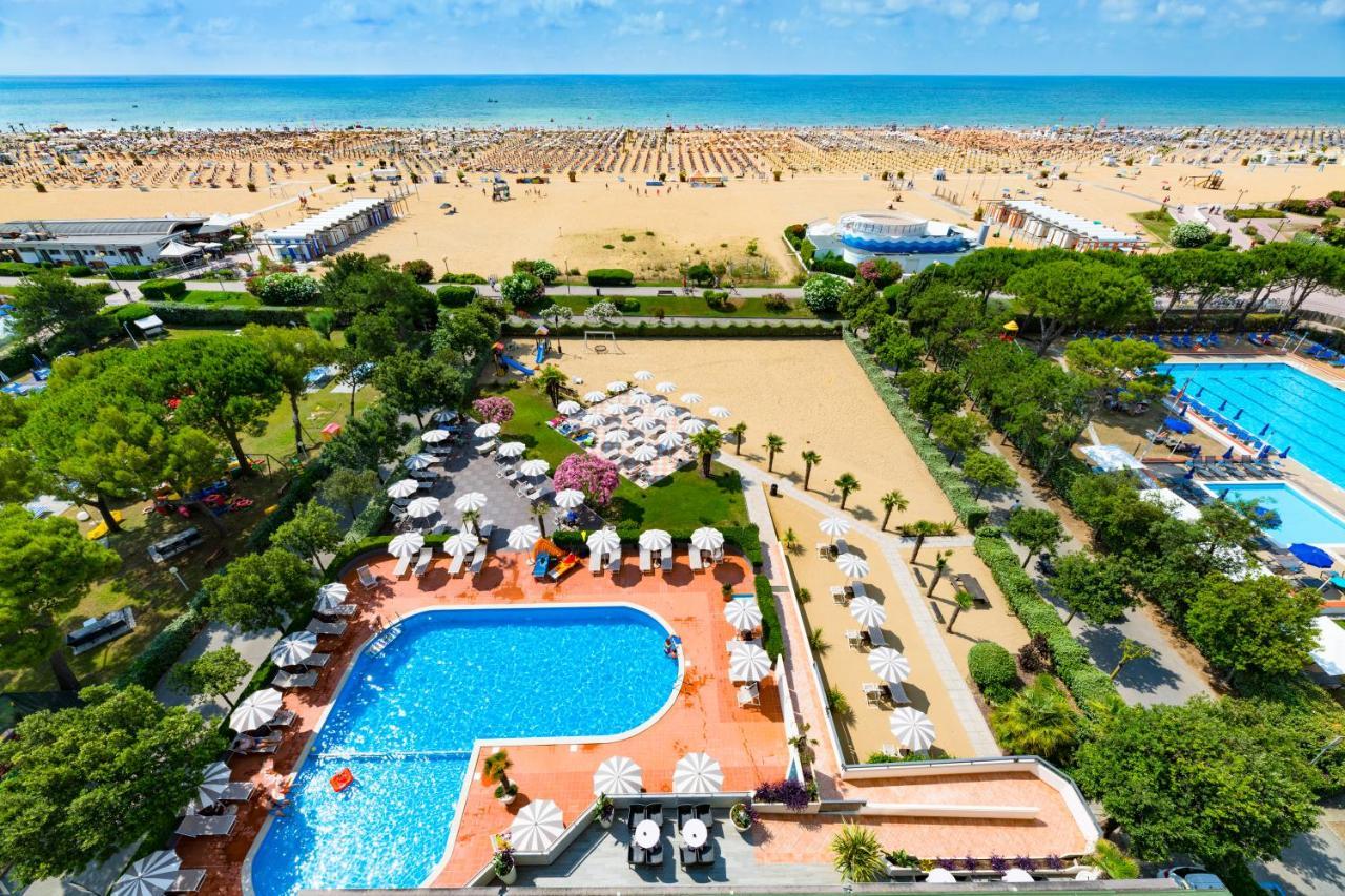 Hotel Italy Bibione Esterno foto