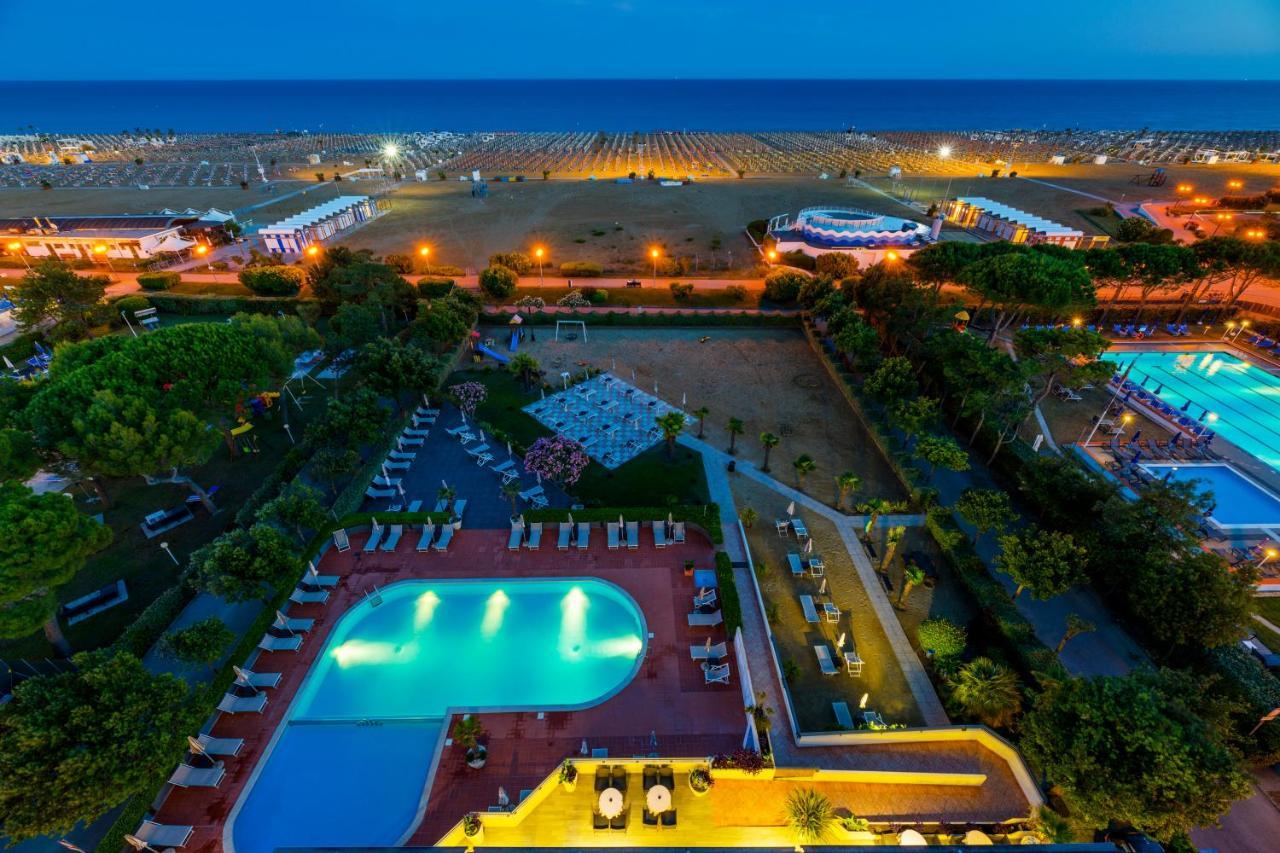 Hotel Italy Bibione Esterno foto