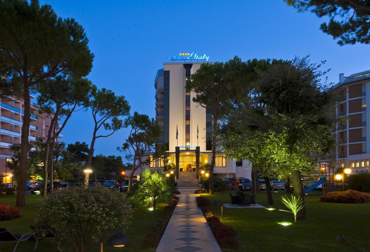 Hotel Italy Bibione Esterno foto