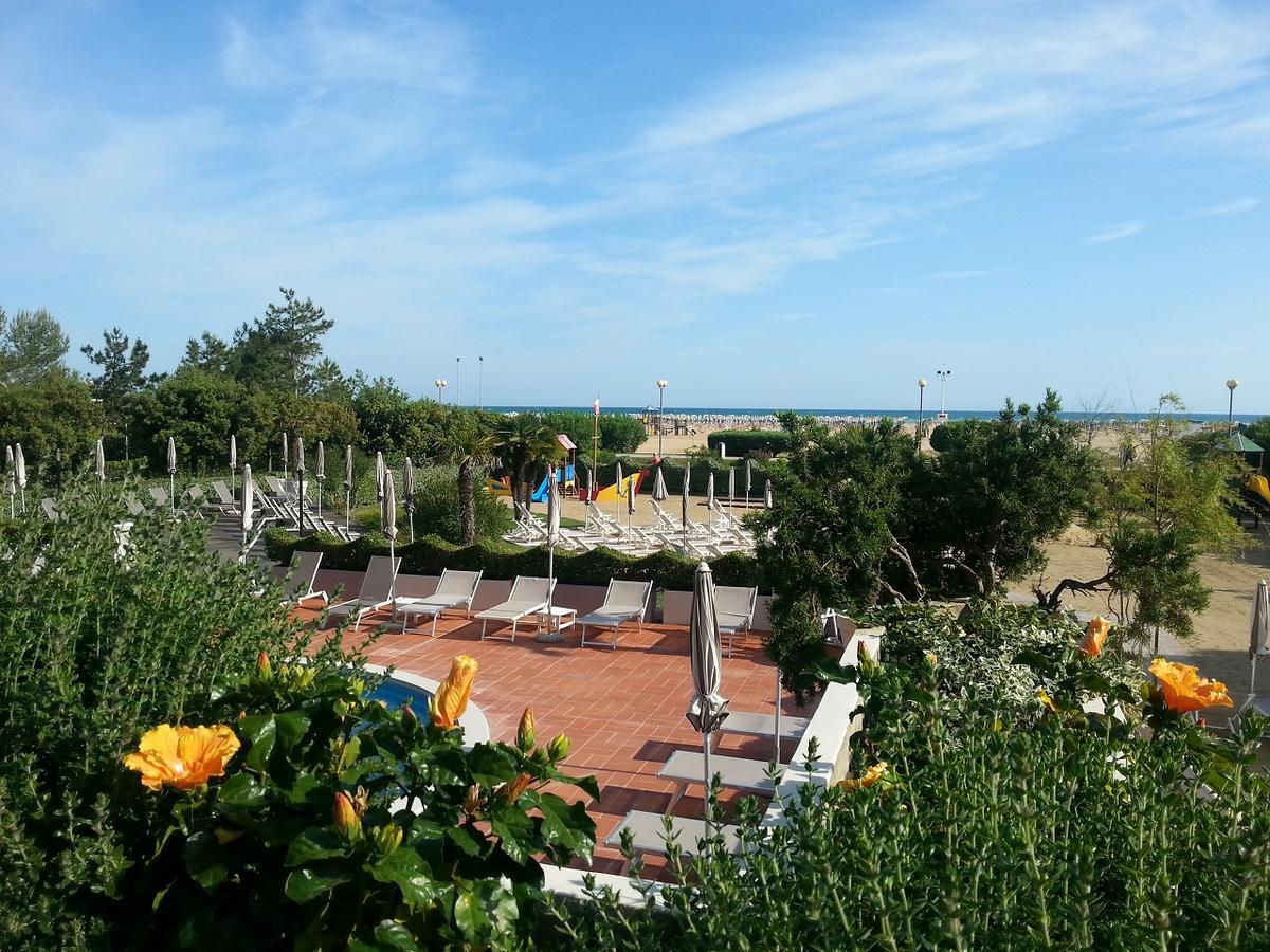 Hotel Italy Bibione Esterno foto