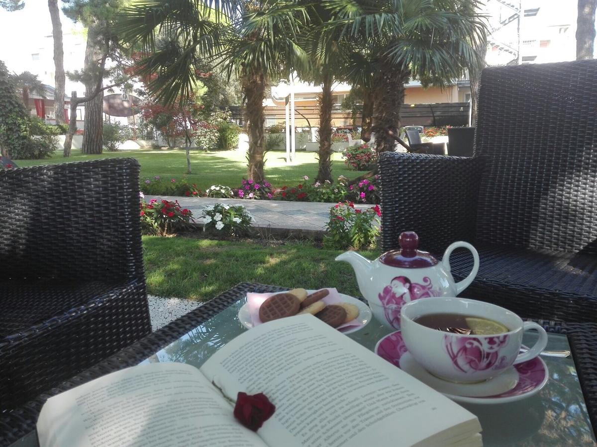 Hotel Italy Bibione Esterno foto